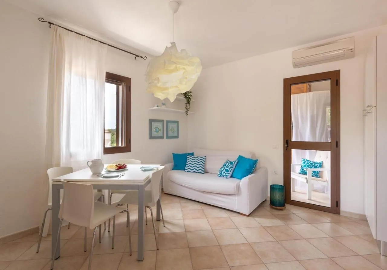 La Casa Del Sole E Del Mare Apartment Cala Liberotto 0*,  Italy