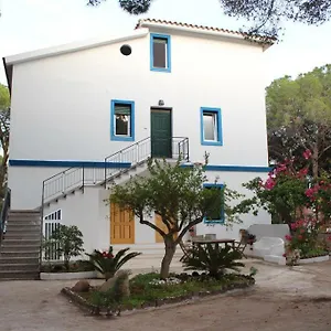  Ferienhaus B. Calaliberotto